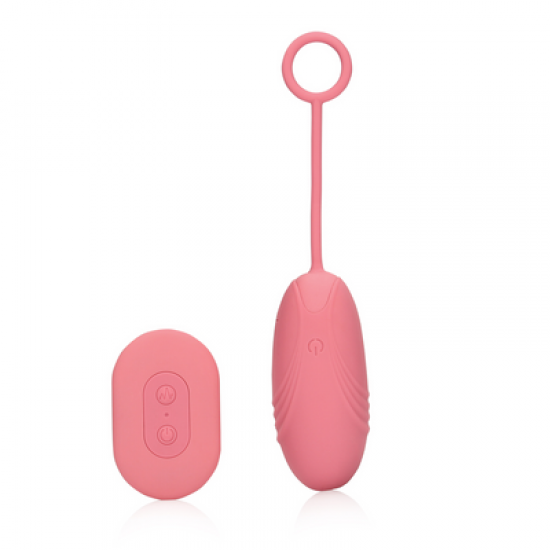 Este vibrador de ovo ultramacio com controle remoto foi projetado para aumentar a excitação, proporcionando prazer discreto e portátil para diversão sem fim de várias maneiras: vaginal, anal, solo ou com um parceiro. Des